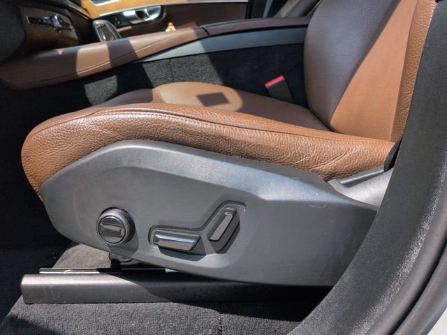 Used 2023 Volvo XC90 B5 Plus w/ Protection Package Premier AWD/4WD image 23