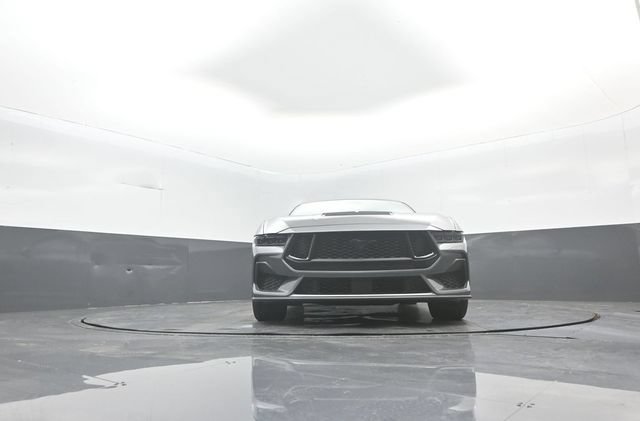 Certified 2025 Ford Mustang GT Premium RWD image 31