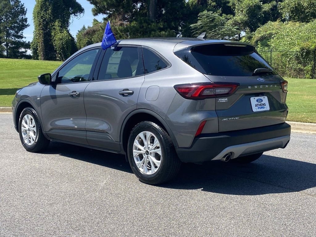 Certified 2025 Ford Escape Active FWD image 8