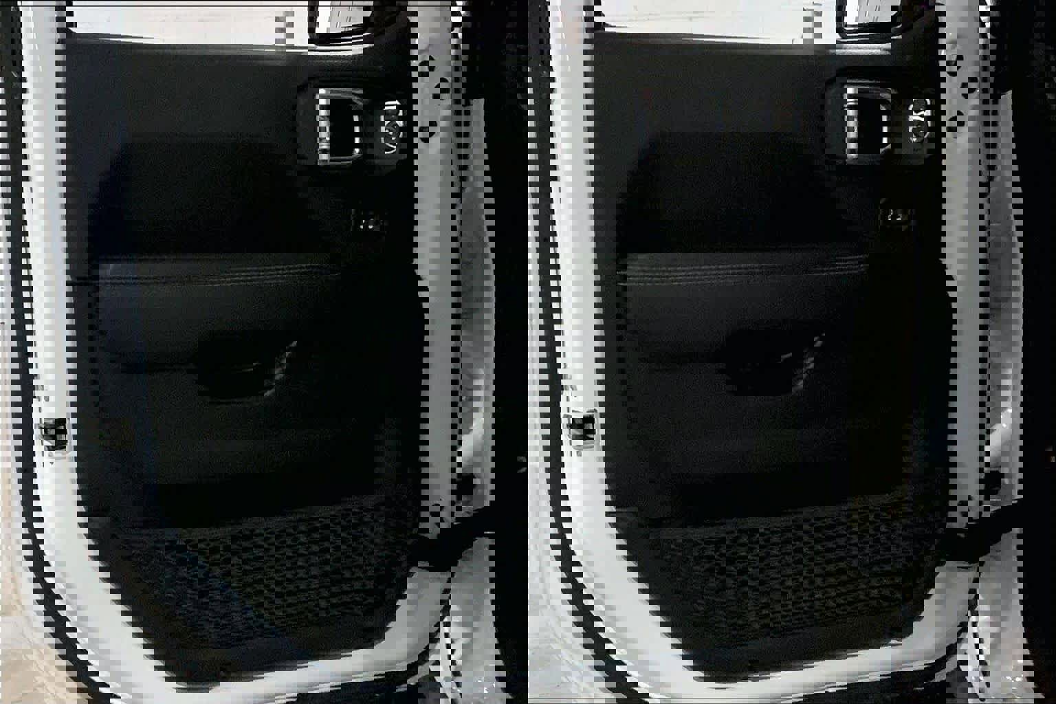 Used 2023 Jeep Wrangler Sahara w/ Cold Weather Group image 20