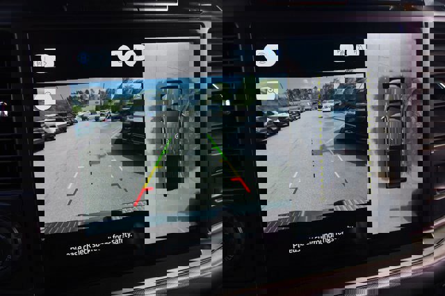 Certified 2024 Ford F150 Lariat w/ Equipment Group 502A High image 29