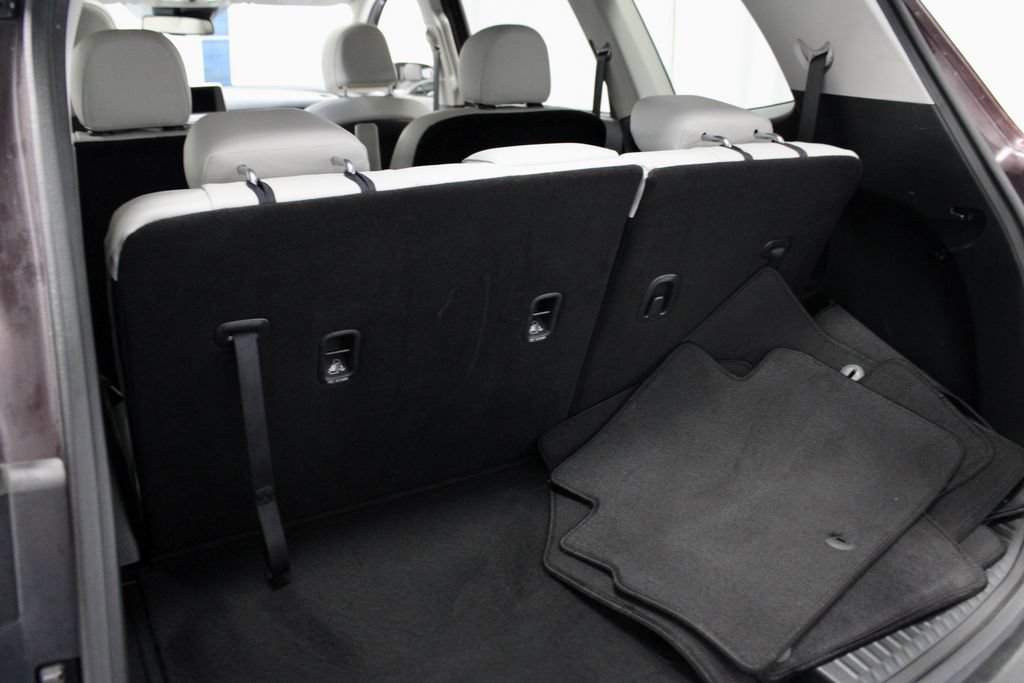 Used 2022 Kia Telluride EX w/ EX Premium Package FWD image 16