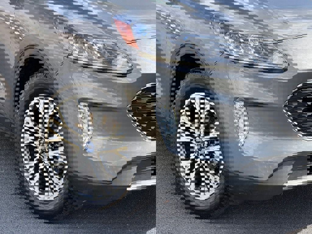 Certified 2022 Ford Escape SEL image 14