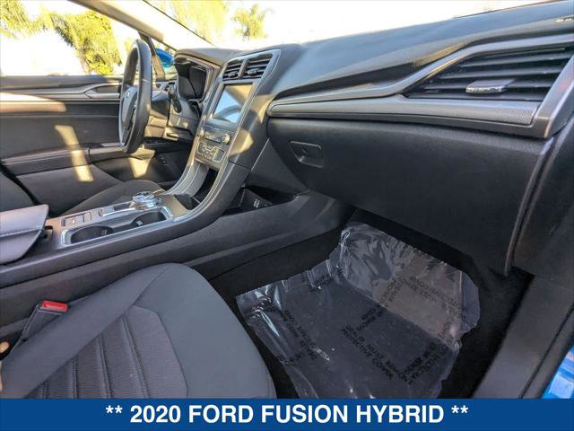 Certified 2020 Ford Fusion SE image 22