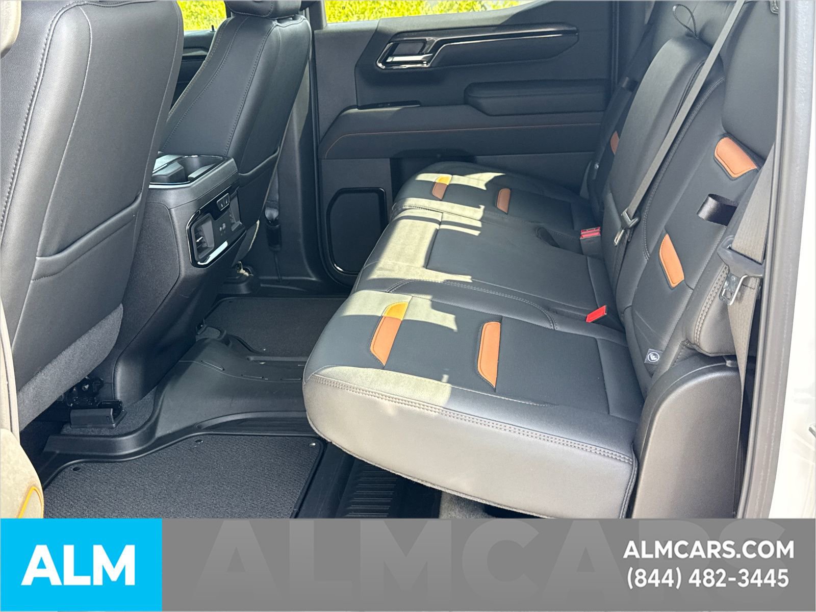 Used 2025 GMC Sierra 1500 AT4 w/ Technology Package image 25