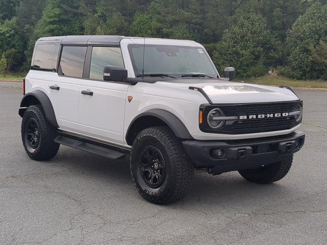 Certified 2025 Ford Bronco Badlands AWD/4WD image 2