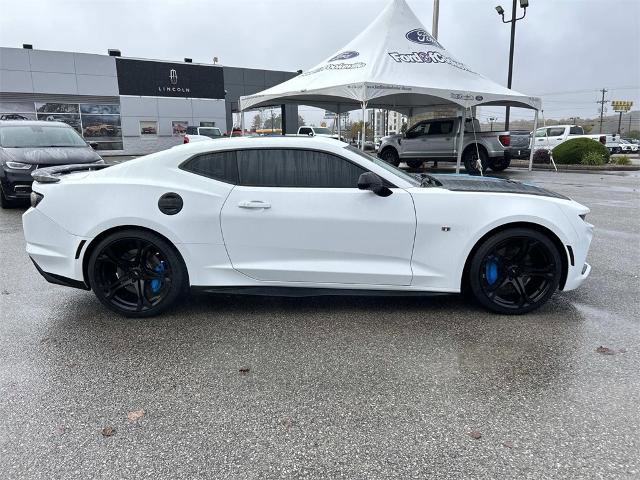 Used 2022 Chevrolet Camaro SS image 3