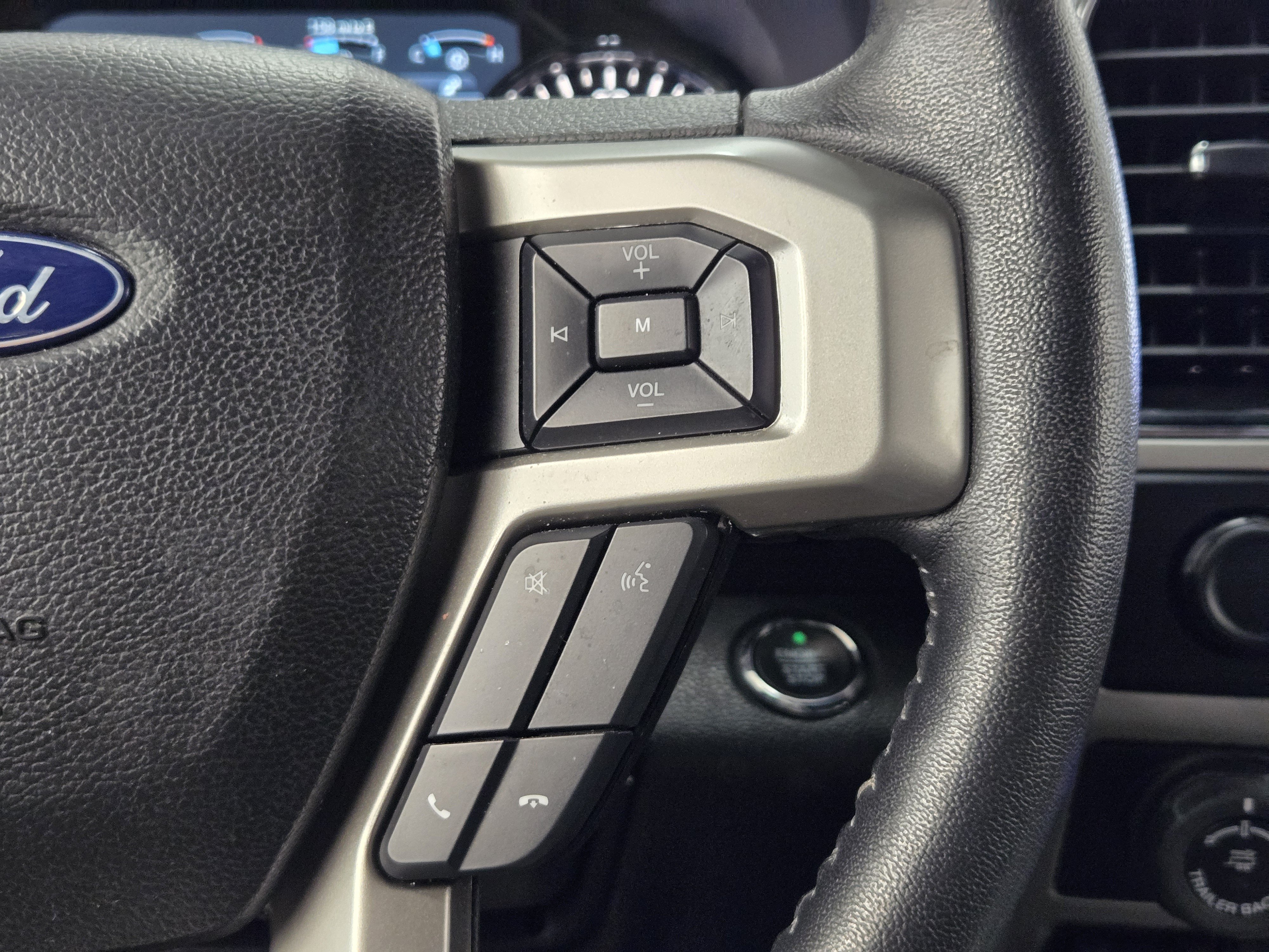 Certified 2019 Ford F150 Lariat AWD/4WD image 29