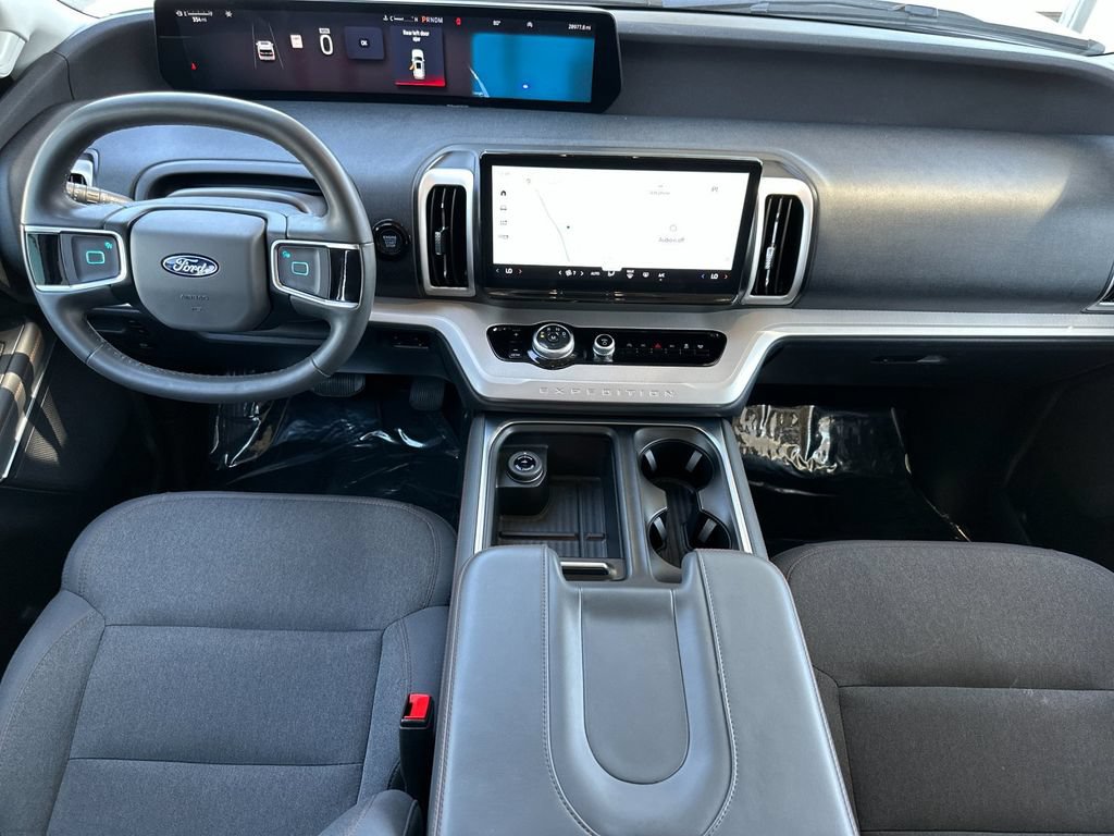 Certified 2025 Ford Expedition Active RWD image 12