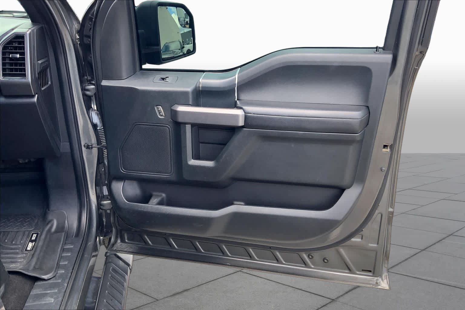 Certified 2019 Ford F150 XLT w/ Equipment Group 302A Luxury AWD/4WD image 23
