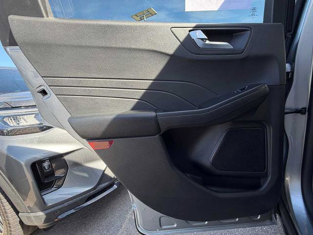 Certified 2024 Ford Escape Platinum image 21
