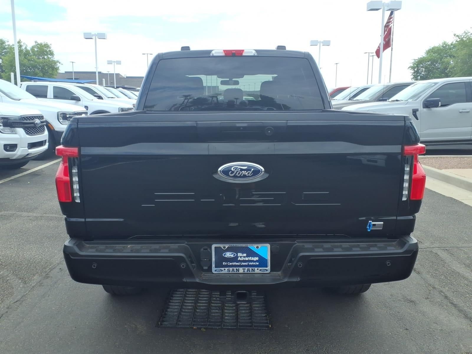 Certified 2022 Ford F150 Lightning XLT AWD/4WD image 5