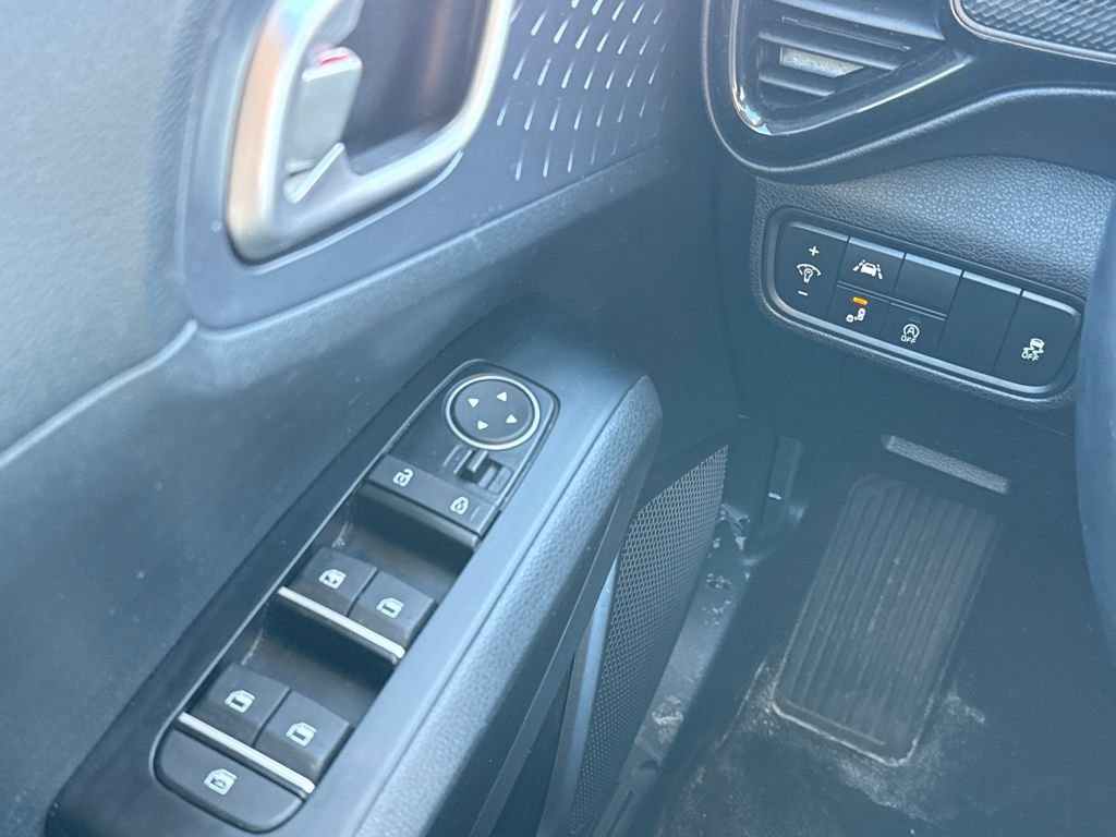 Used 2020 Kia Soul EX image 23