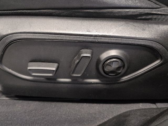 Used 2023 Jeep Grand Cherokee Limited AWD/4WD image 13