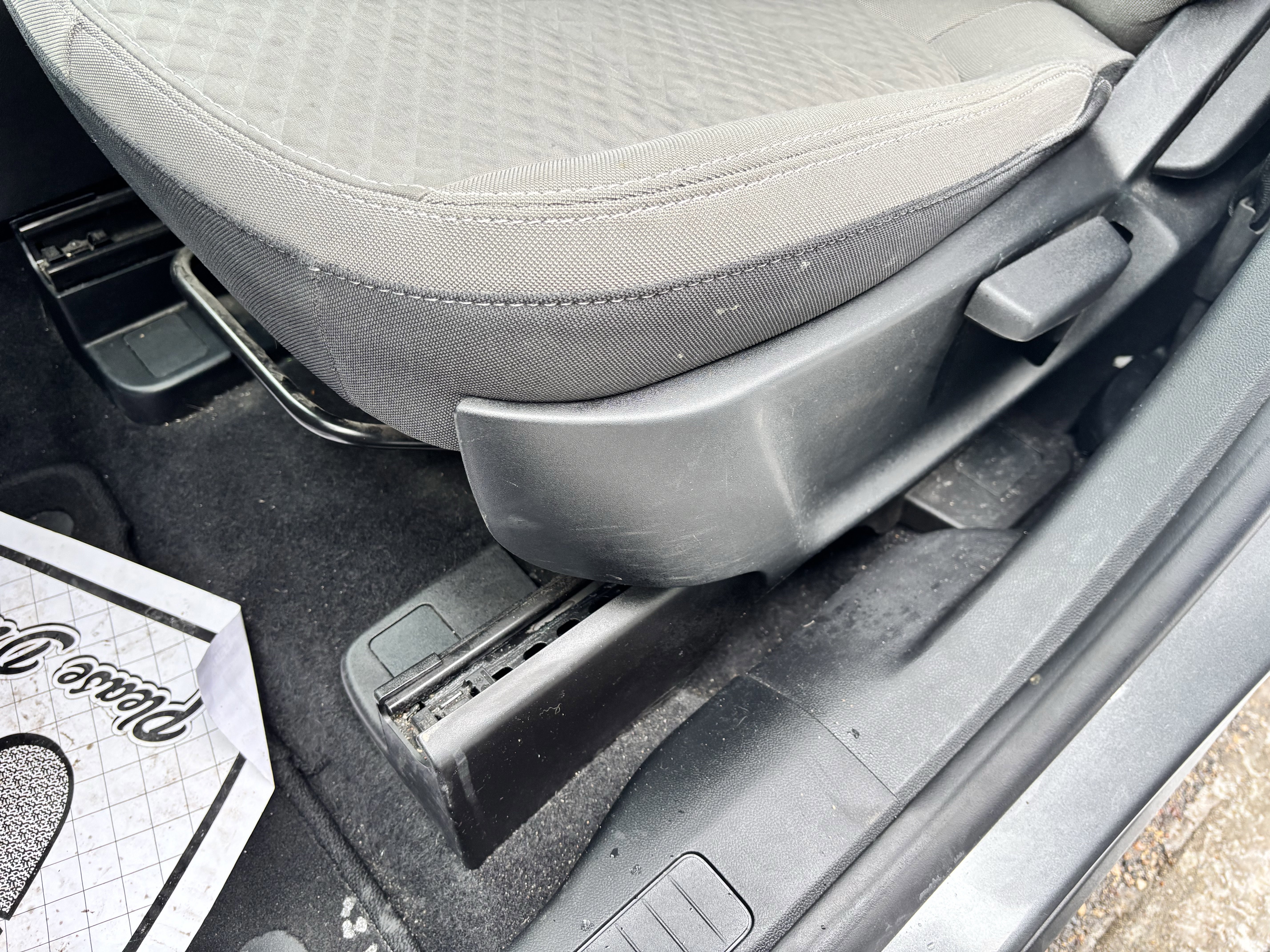 Certified 2022 Ford Escape SE w/ Cold Weather Package image 20