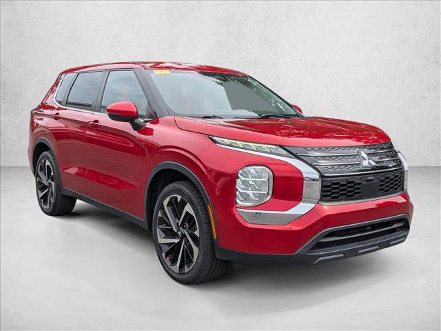 Used 2022 Mitsubishi Outlander ES FWD image 4