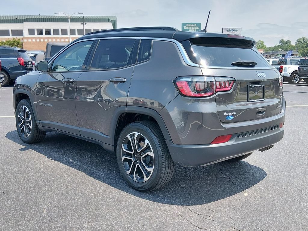 Used 2022 Jeep Compass Limited AWD/4WD image 6