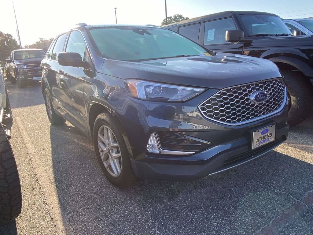 Certified 2024 Ford Edge SEL w/ Convenience Package
