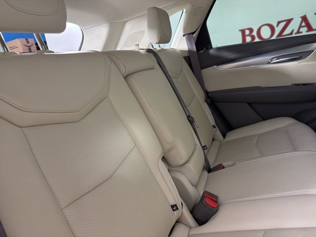 Used 2019 Cadillac XT5 Luxury image 18