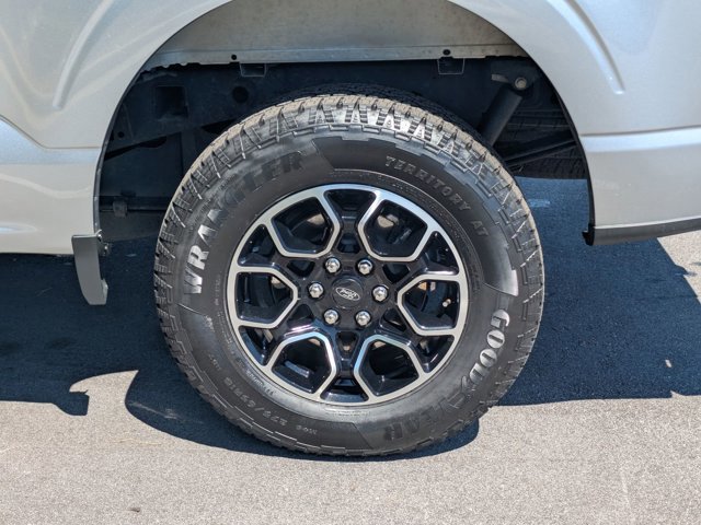 Certified 2022 Ford F150 XLT w/ Equipment Group 302A High image 8