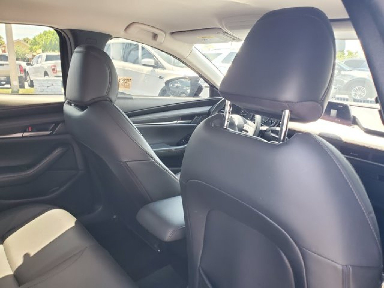 Used 2024 MAZDA MAZDA3 s FWD image 26