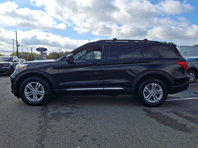 Certified 2023 Ford Explorer XLT w/ Equipment Group 202A AWD/4WD image 6
