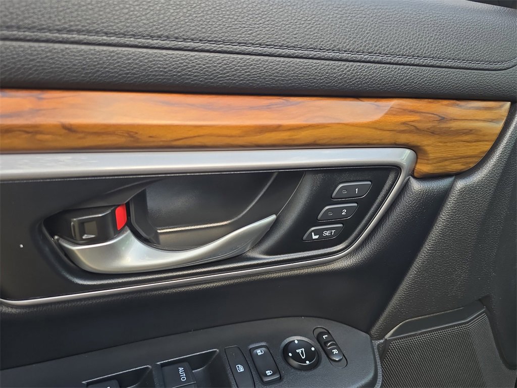 Used 2017 Honda CR-V EX-L image 17