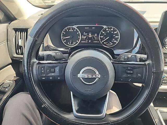Used 2022 Nissan Pathfinder S AWD/4WD image 16