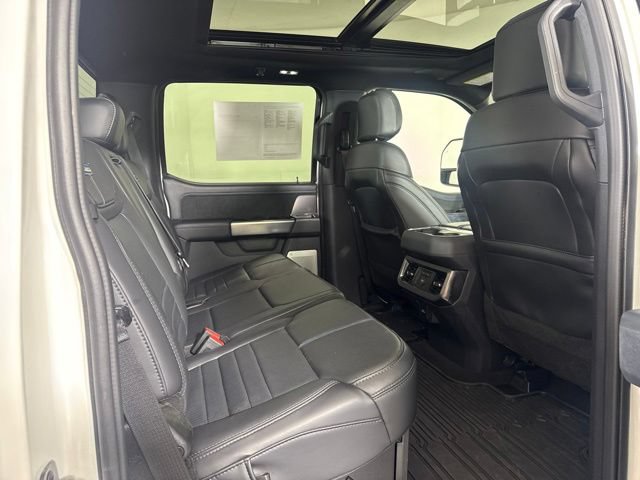 Certified 2026 Ford F450 Platinum w/ FX4 Off-Road Package AWD/4WD image 5