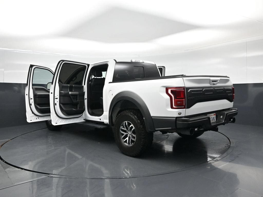 Certified 2018 Ford F150 Raptor w/ Equipment Group 802A Luxury AWD/4WD image 33
