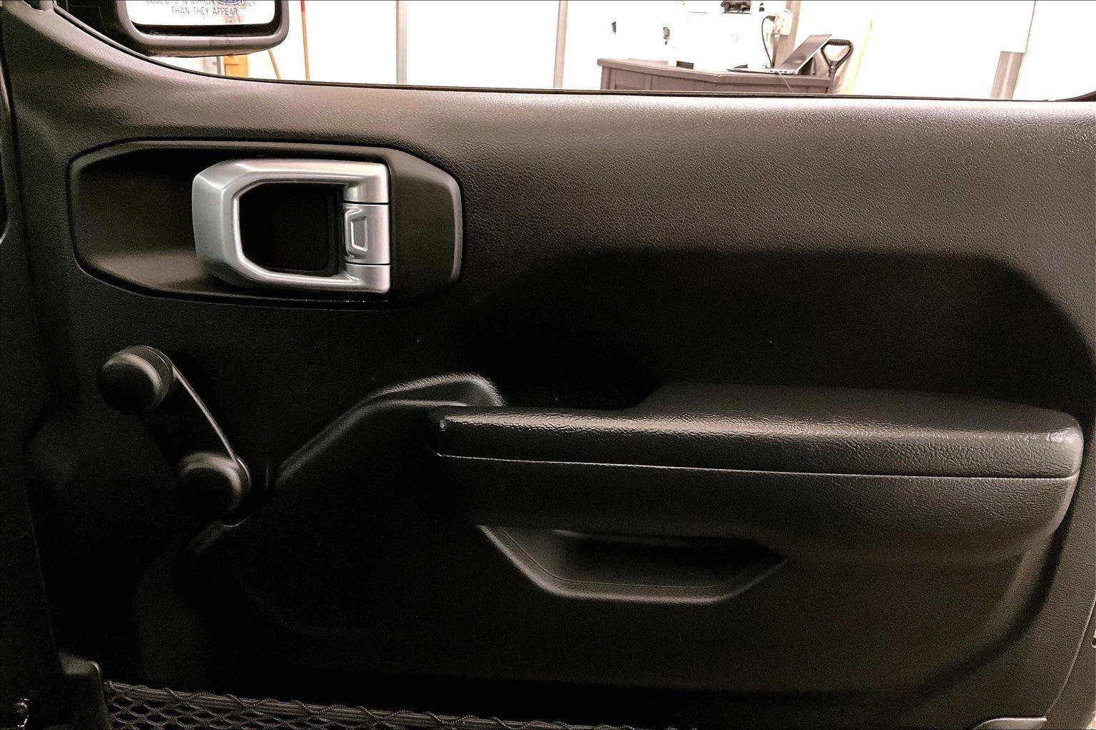 Used 2022 Jeep Wrangler Unlimited Sport image 23