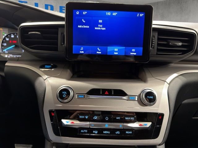 Certified 2023 Ford Explorer XLT w/ Class IV Trailer Tow Package AWD/4WD image 3