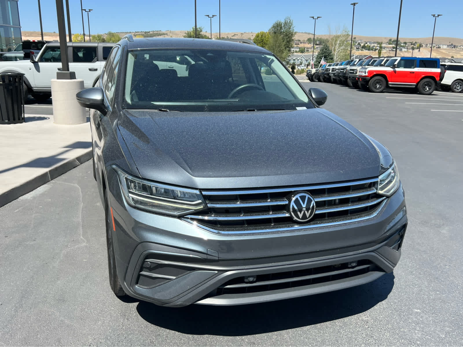Used 2022 Volkswagen Tiguan SE AWD/4WD image 4