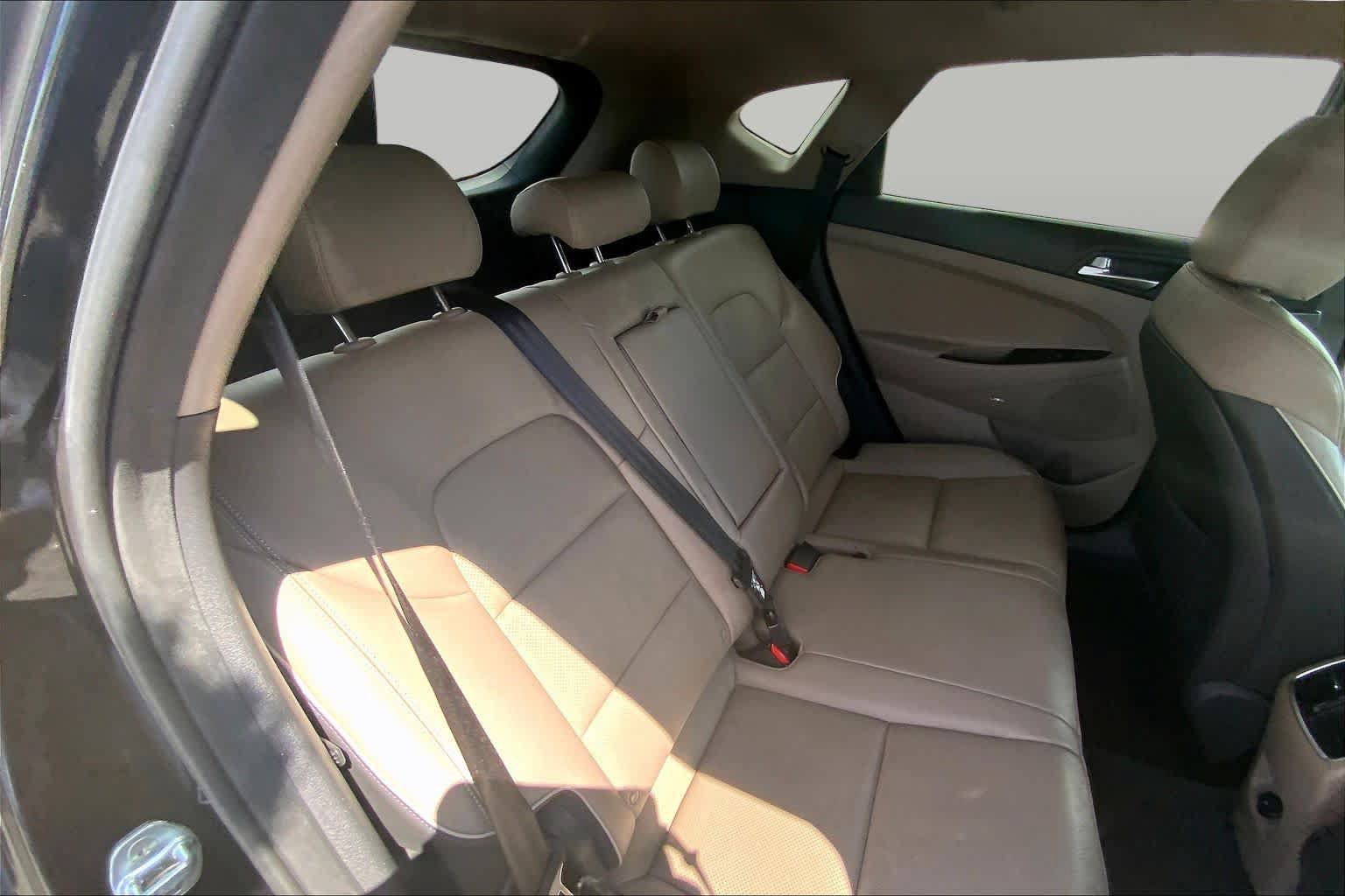 Used 2021 Hyundai Tucson Limited FWD image 19
