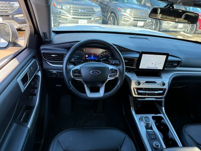 Certified 2022 Ford Explorer XLT w/ Equipment Group 202A image 16