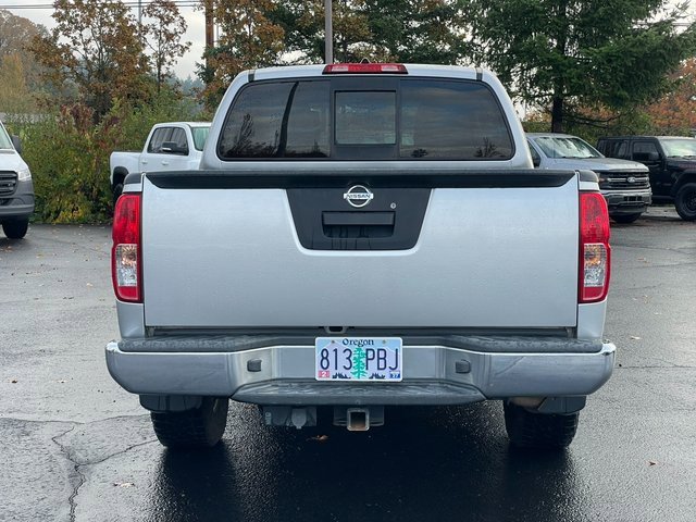 Used 2017 Nissan Frontier SV image 5
