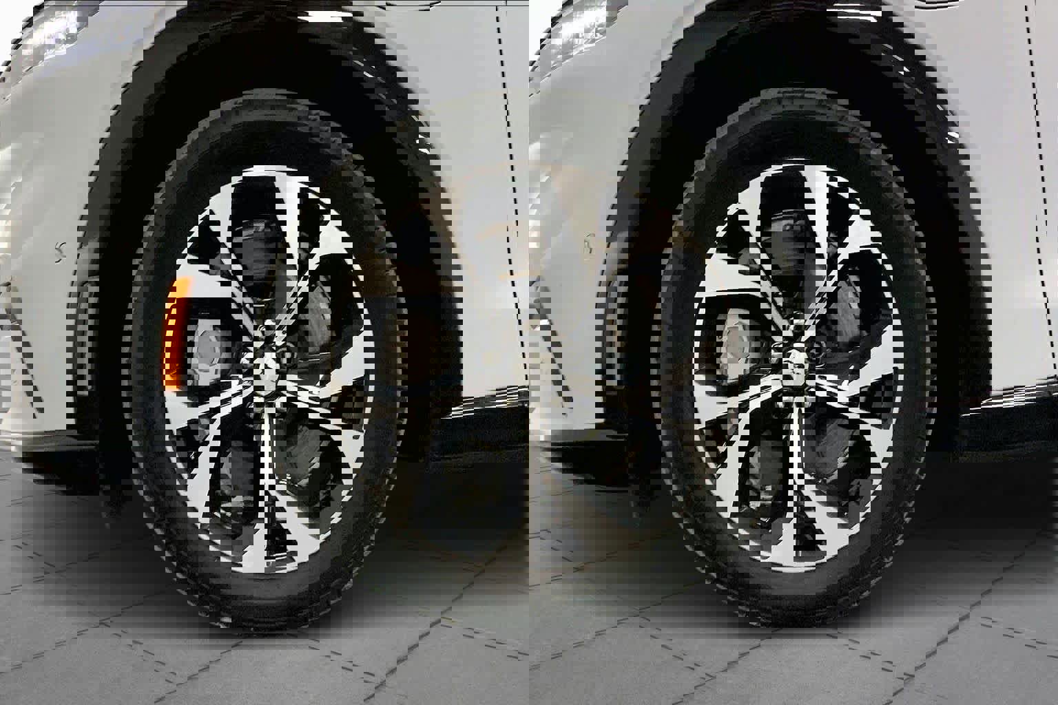 Certified 2022 Ford Mustang Mach-E Premium image 7