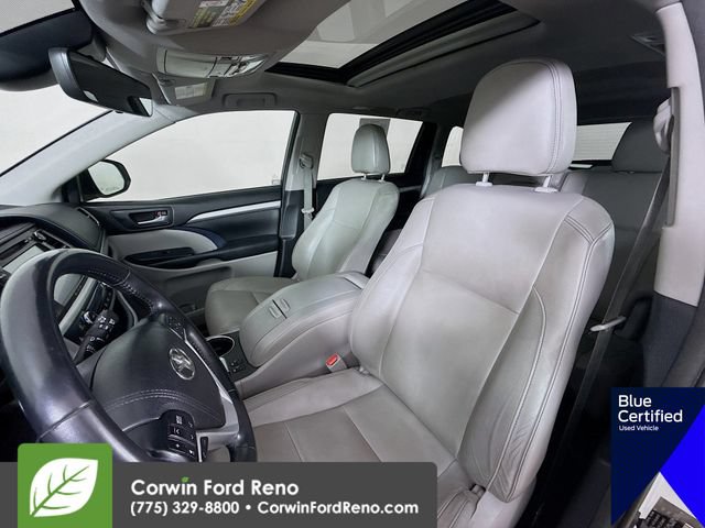 Used 2018 Toyota Highlander XLE w/ Protection Package #3 AWD/4WD image 25