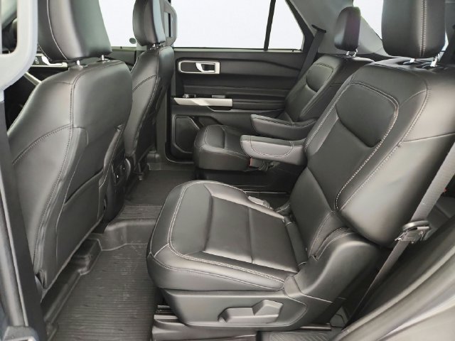Certified 2023 Ford Explorer XLT w/ Equipment Group 202A AWD/4WD image 24