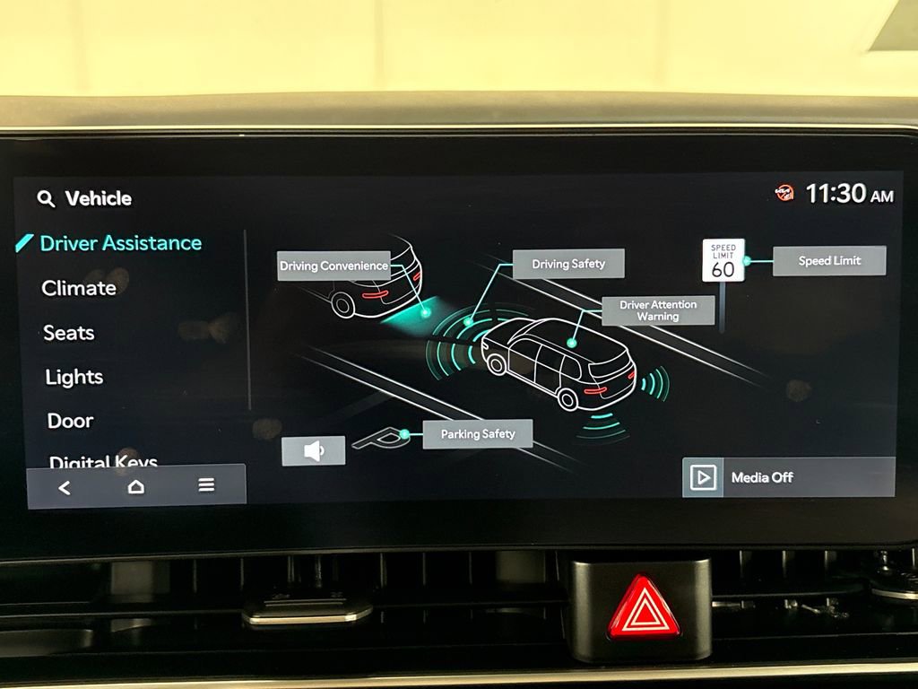 Used 2025 Kia Carnival SX FWD image 27