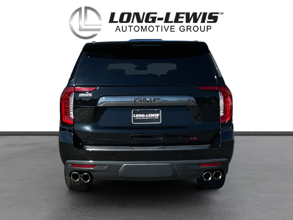 Used 2024 GMC Yukon AT4 w/ Technology Package AWD/4WD image 5