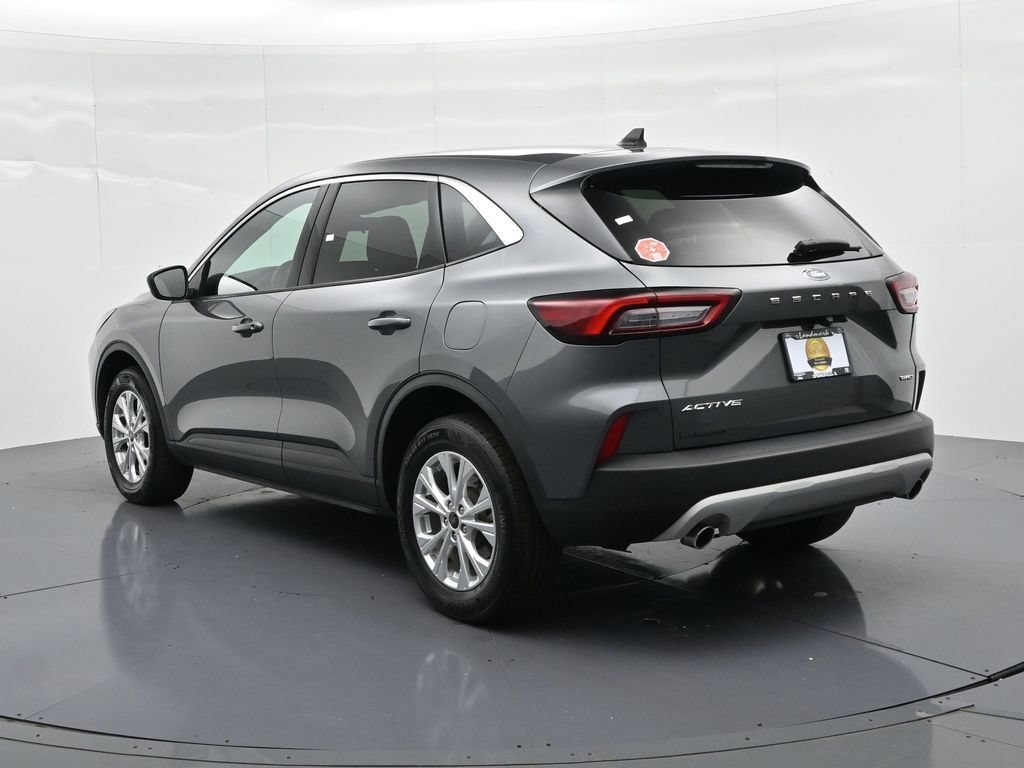 Certified 2024 Ford Escape Active AWD/4WD image 8
