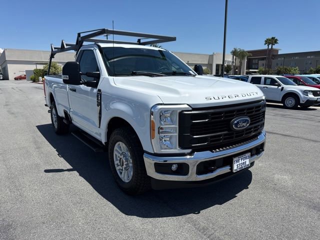 Certified 2023 Ford F250 XL w/ XL Chrome Package RWD image 4