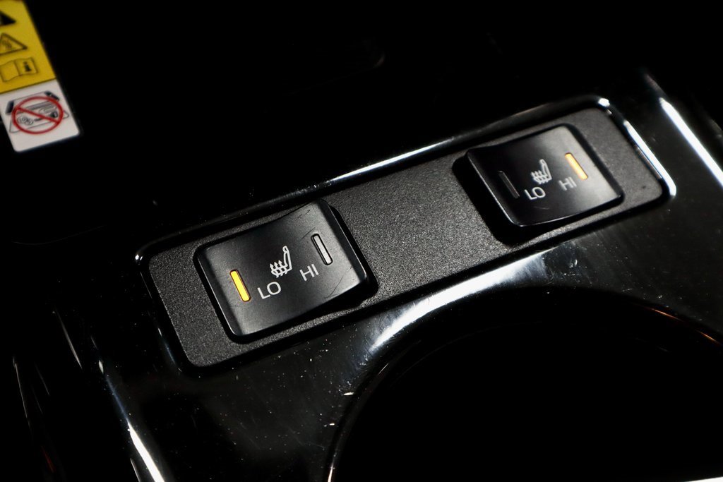 Used 2022 Toyota Prius Prime Limited image 5