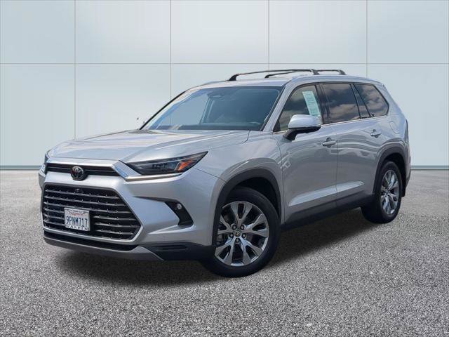 Used 2024 Toyota Grand Highlander AWD image 1