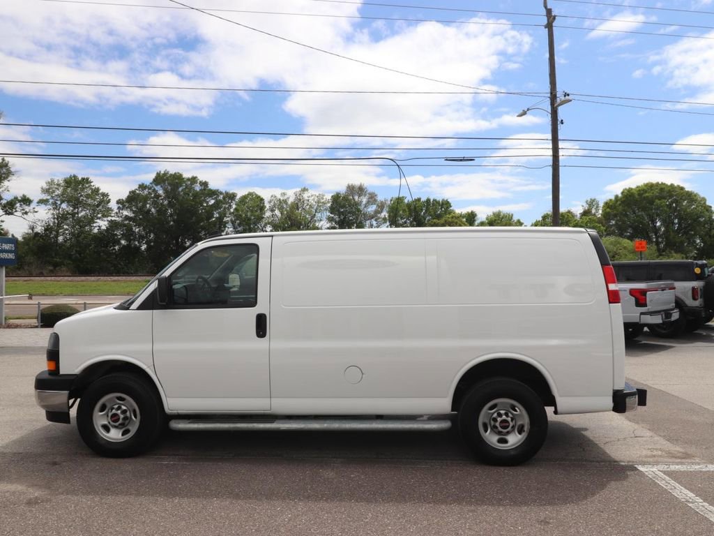Used 2024 GMC Savana 2500 w/ Driver Convenience Package image 2