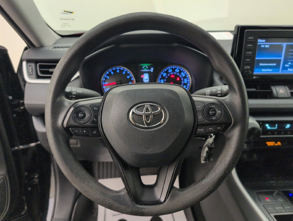 Used 2020 Toyota RAV4 LE FWD image 34