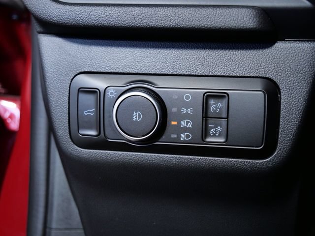 Certified 2025 Ford Escape Platinum AWD/4WD image 26