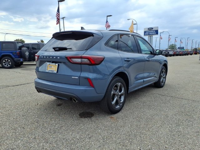 Certified 2024 Ford Escape ST-Line w/ Tech Pack #1 AWD/4WD image 7