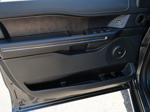 Certified 2019 Ford Expedition Limited w/ Equipment Group 302A AWD/4WD image 13